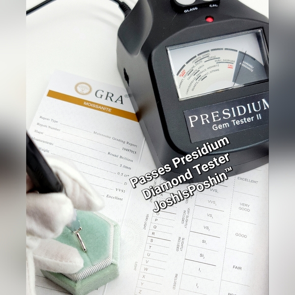 1CT. T.W. Moissanite round cut latch back earrings in sterling silver - Picture 3 of 14